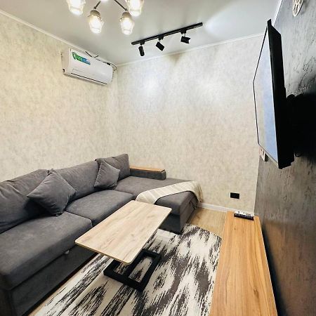 Yas 2 Apartment Samarkand Luaran gambar